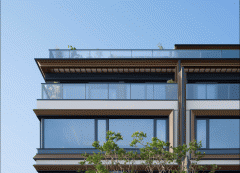 日夜晚坐正在这乘凉